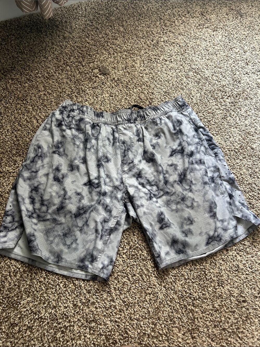 Legends Relay Shorts - Large - 7" inseam